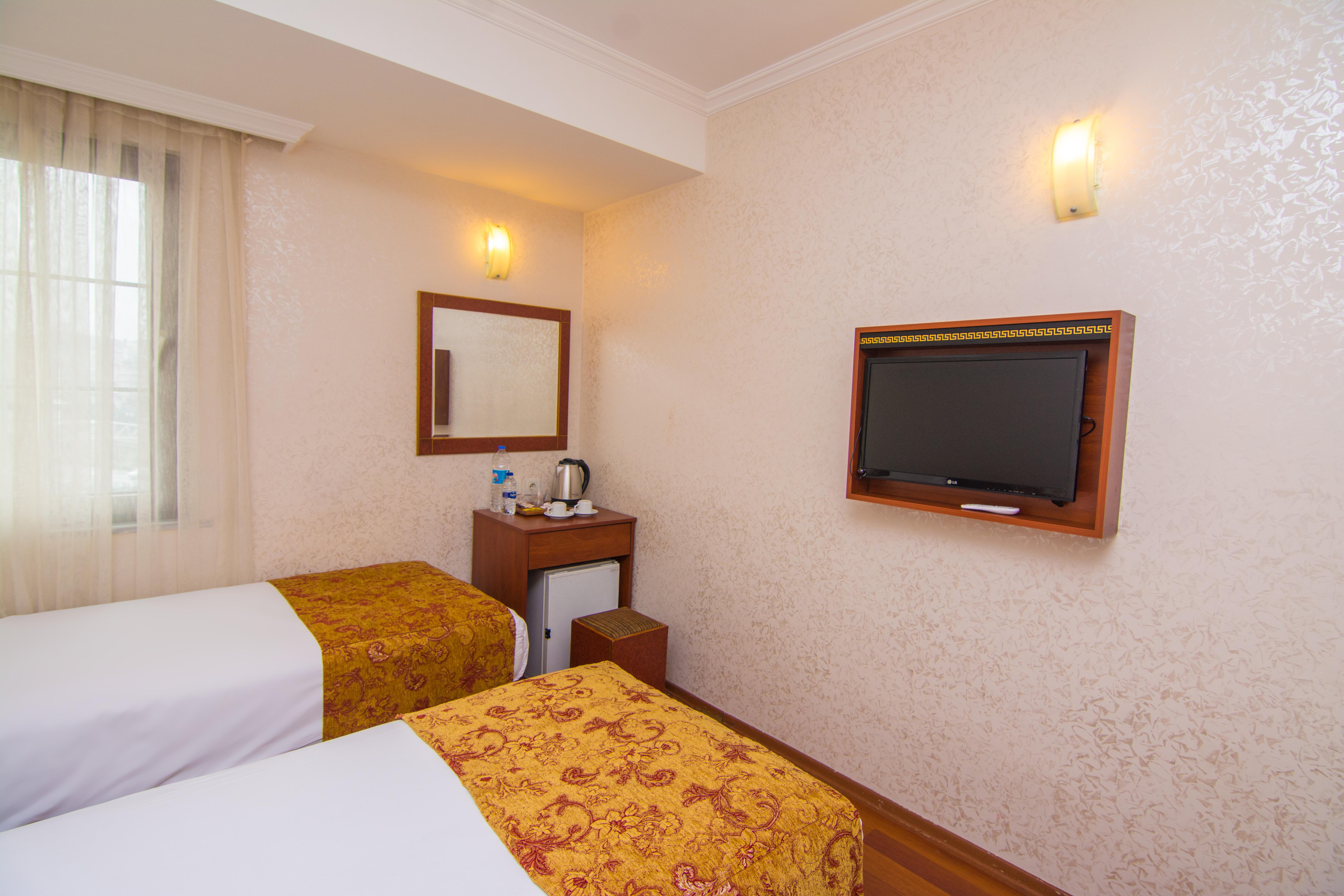 Orient Mintur Hotel — Photos 2